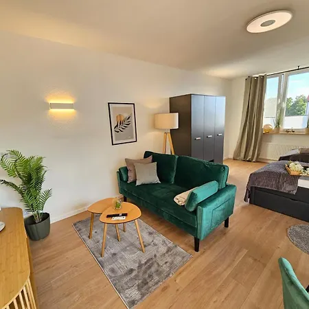 Friends, 2 Apartments, Businesswohnung, Monteurzimmer Mit Gemeinschaftskueche Appartamento