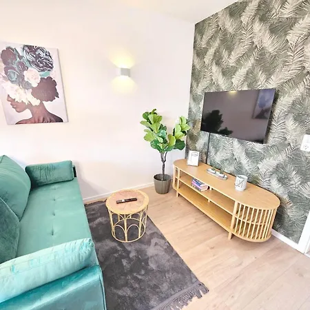 Friends, 2 Apartments, Businesswohnung, Monteurzimmer Mit Gemeinschaftskueche * Salzgitter