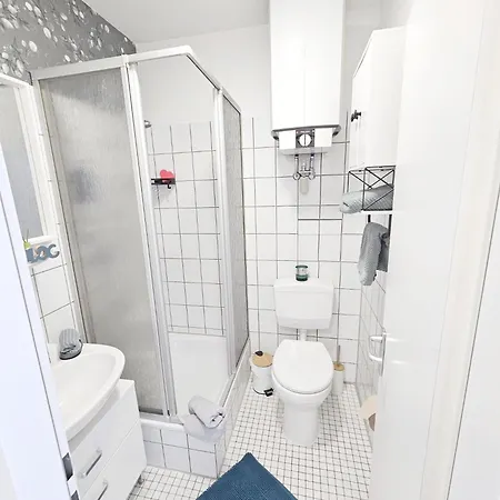 Friends, 2 Apartments, Businesswohnung, Monteurzimmer Mit Gemeinschaftskueche * Salzgitter