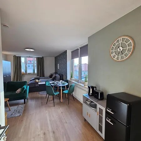 Friends, 2 Apartments, Businesswohnung, Monteurzimmer Mit Gemeinschaftskueche *