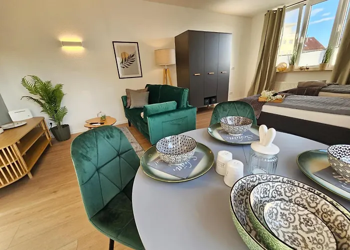 Friends, 2 Apartments, Businesswohnung, Monteurzimmer Mit Gemeinschaftskueche *