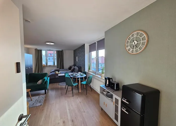 Friends, 2 Apartments, Businesswohnung, Monteurzimmer Mit Gemeinschaftskueche *